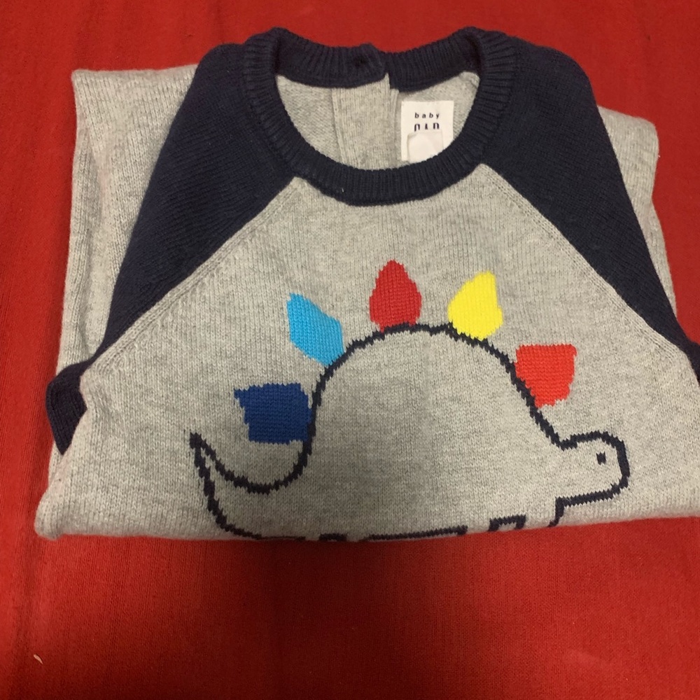 Brand new Gap baby onesie without tag 3-6 months